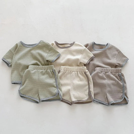 Style Coréen pour Bébés Garçons : Ensembles Adorables et Tendance